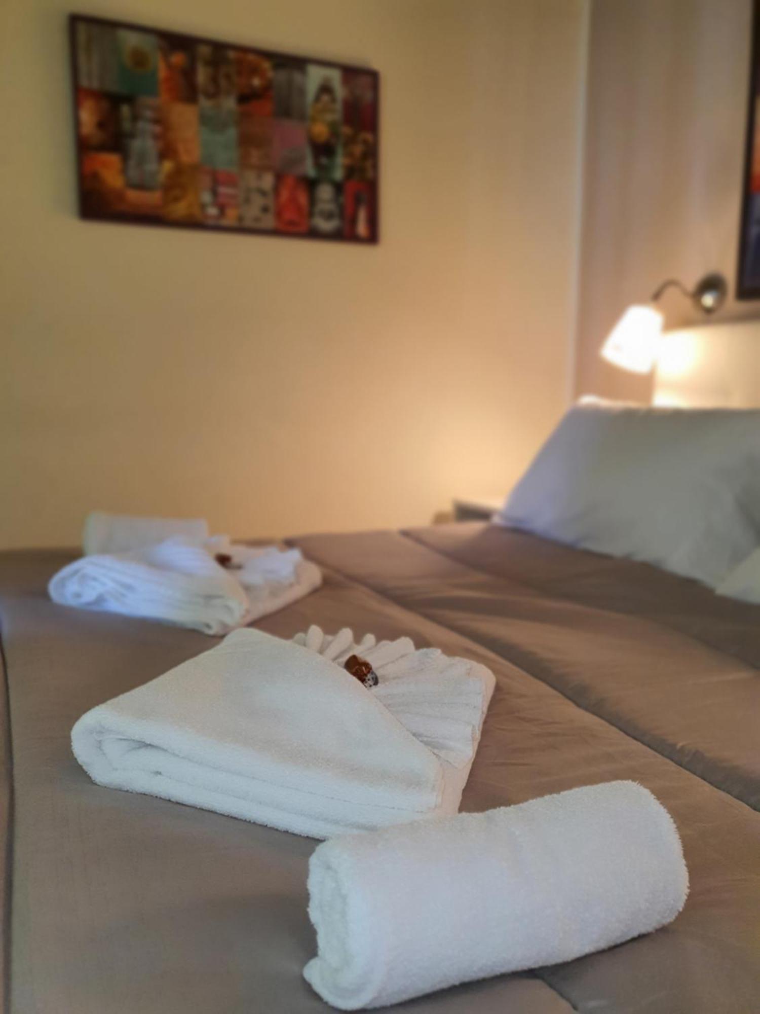 4Rooms Guest House Free Wi-Fi Salerno Exterior foto