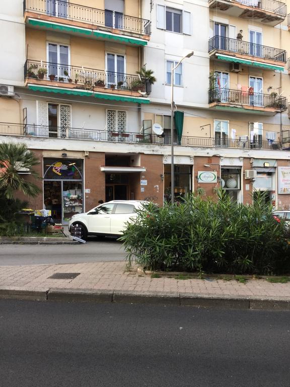 4Rooms Guest House Free Wi-Fi Salerno Exterior foto